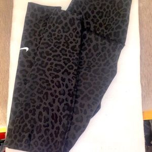 Nike leggings